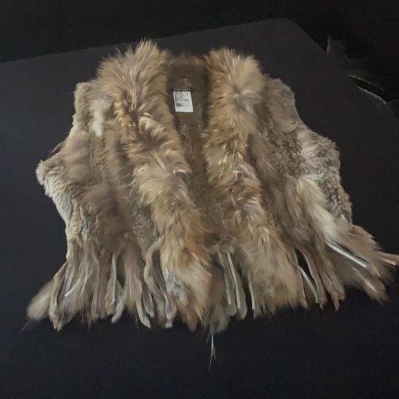 Real Rabbit Fur Vest - Picture 8 of 8
